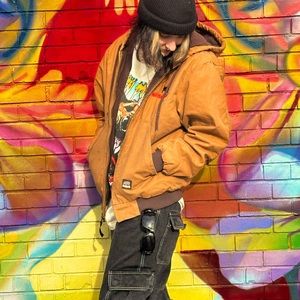 Meet your Posher, amber